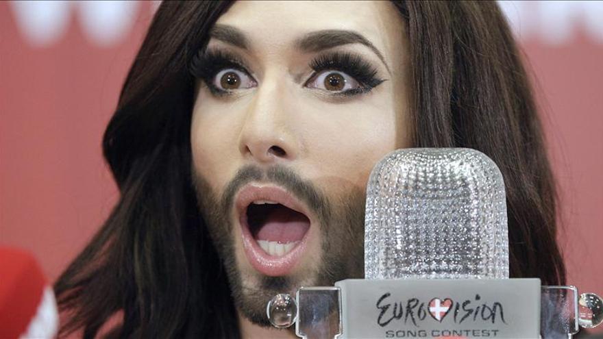 Viena-felicita-Conchita-Wurst-Eurovision_EDIIMA20140516_0206_4.jpg